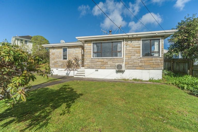 Photo of property in 191 Bedford Street, Cannons Creek, Porirua, 5024
