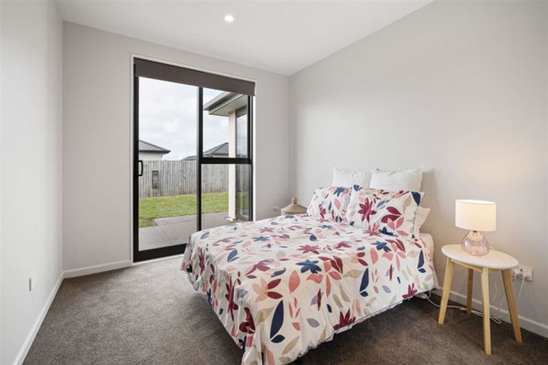 Photo of property in 10 Kingsbridge West, Burwood, Christchurch, 8083