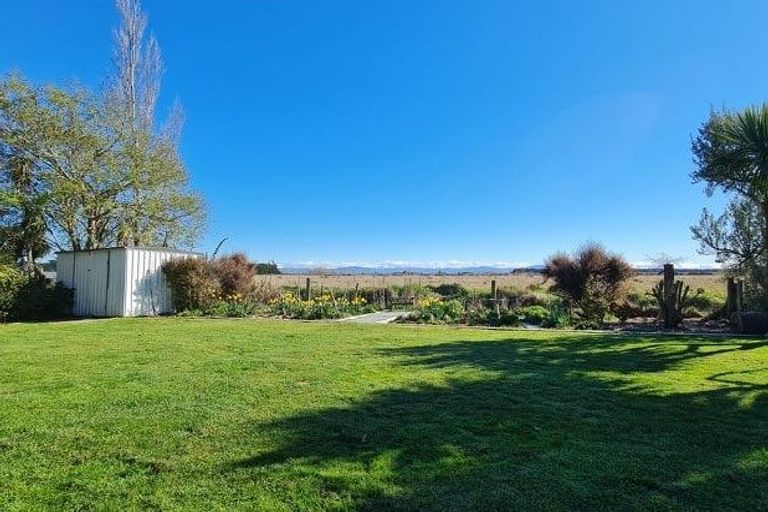 Photo of property in 471 Kainga Road, Brooklands, Christchurch, 8083
