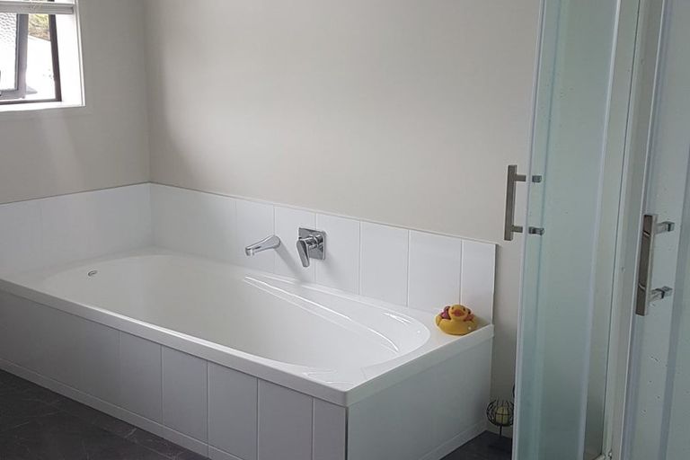 Photo of property in 28 Kirikiri Stream Lane, Woodhill, Whangarei, 0110