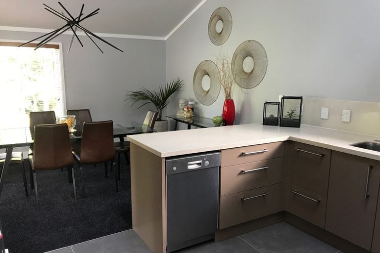 Photo of property in 13 Waikowhai Street, Ngaio, Wellington, 6035