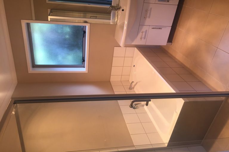 Photo of property in 4a Tuakau Road, Pukekohe, 2120