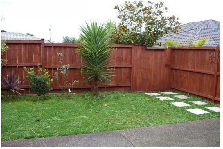 Photo of property in 42 Lilybank Crescent, East Tamaki, Auckland, 2013