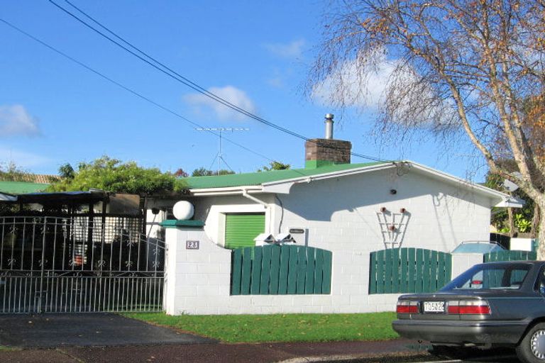 Photo of property in 23 Hatton Road, Orewa, 0931
