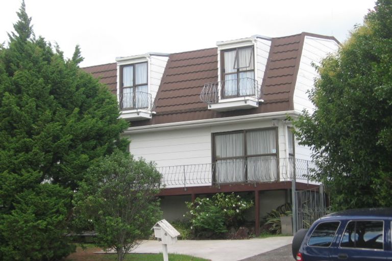 Photo of property in 4 The Grove, Titirangi, Auckland, 0604