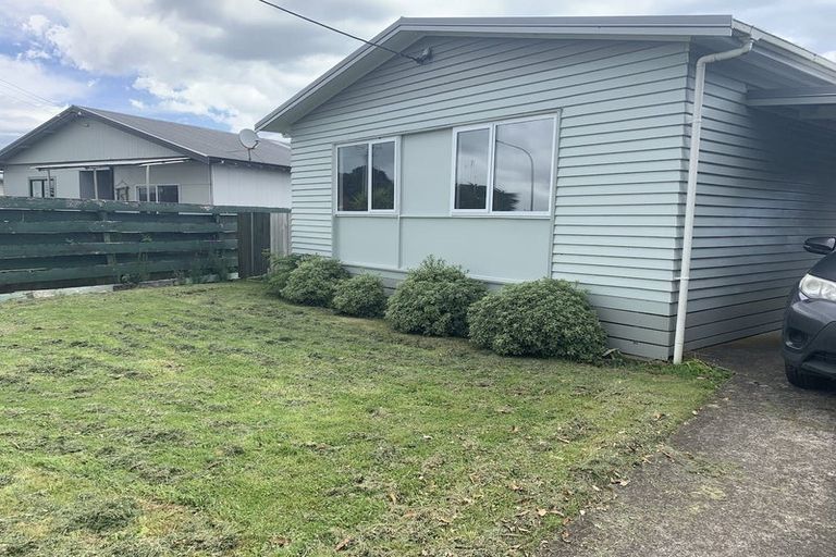 Photo of property in 249 Glover Road, Hawera, 4610
