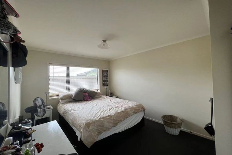 Photo of property in 14 Raupo Place, Rototuna North, Hamilton, 3210