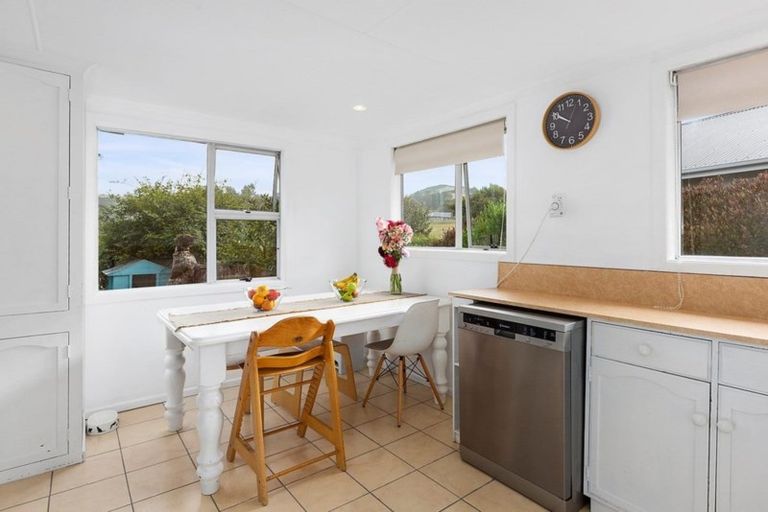 Photo of property in 824 Brighton Road, Ocean View, Dunedin, 9035