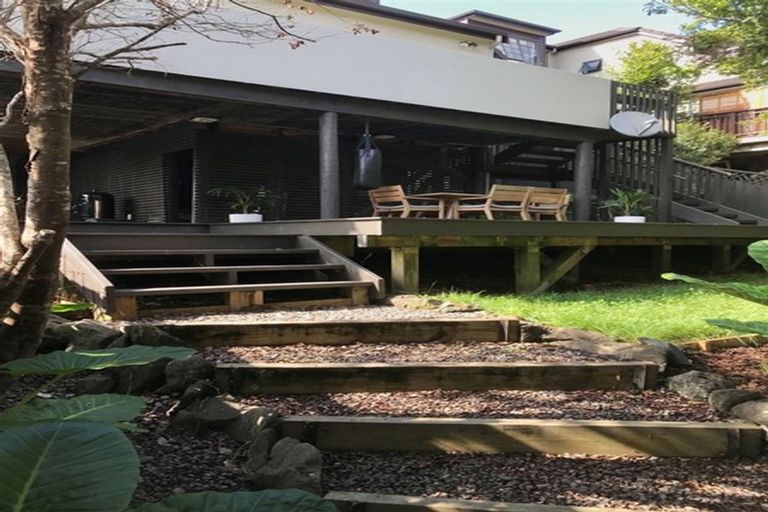 Photo of property in 5/19 Langana Avenue, Browns Bay, Auckland, 0630