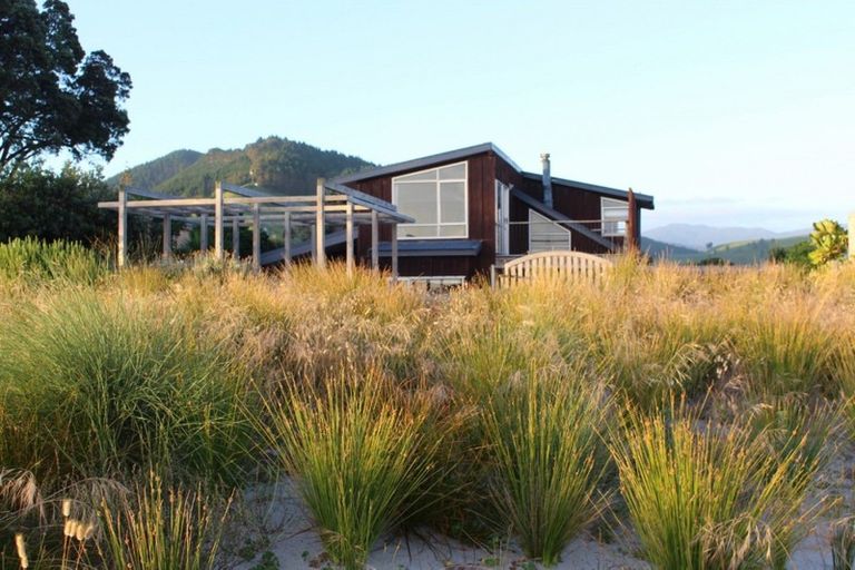 Photo of property in 34 Fishermans Bend, Whiritoa, Whangamata, 3691