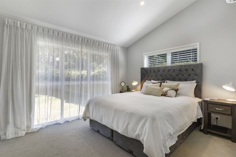 Photo of property in 35a Taurus Crescent, Beach Haven, Auckland, 0626