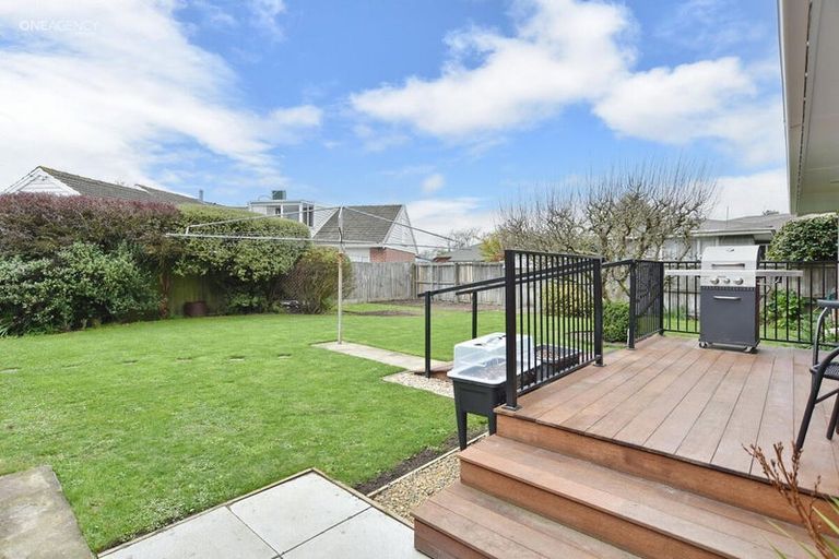 Photo of property in 29 Erin Crescent, Mairehau, Christchurch, 8013