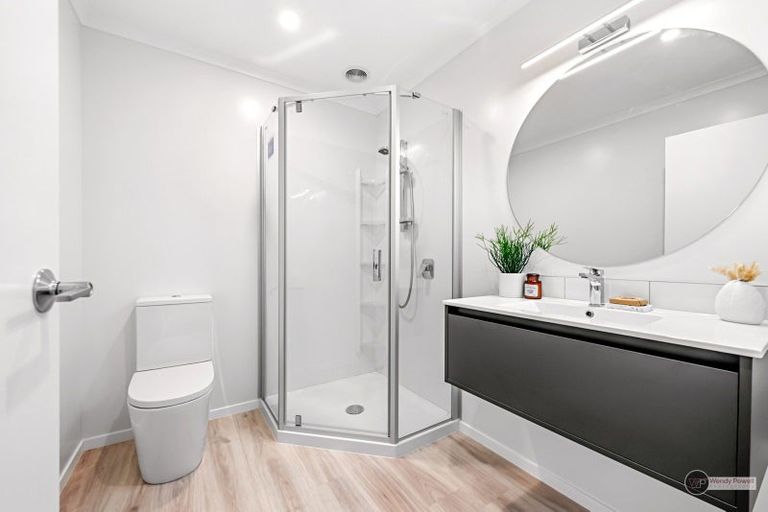 Photo of property in 15 Doug Jensen Street, Wallaceville, Upper Hutt, 5018