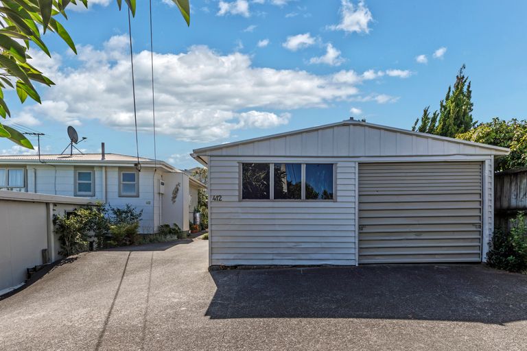 Photo of property in 1/412 East Coast Road, Sunnynook, Auckland, 0630