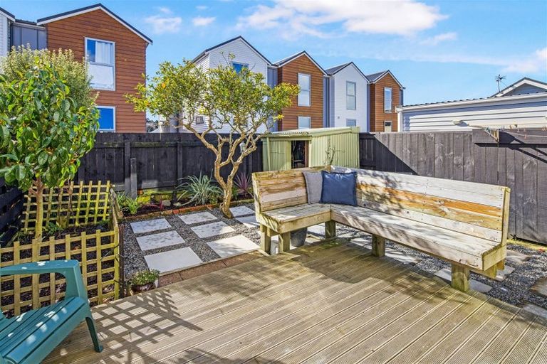 Photo of property in 5/20 Frankmoore Avenue, Johnsonville, Wellington, 6037