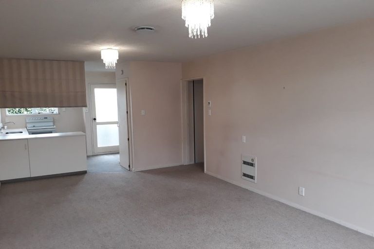 Photo of property in 2/50 Hei Hei Road, Hei Hei, Christchurch, 8042