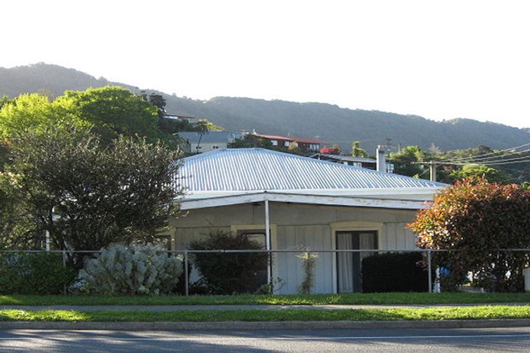 Photo of property in 29 Wairau Road, Picton, 7220