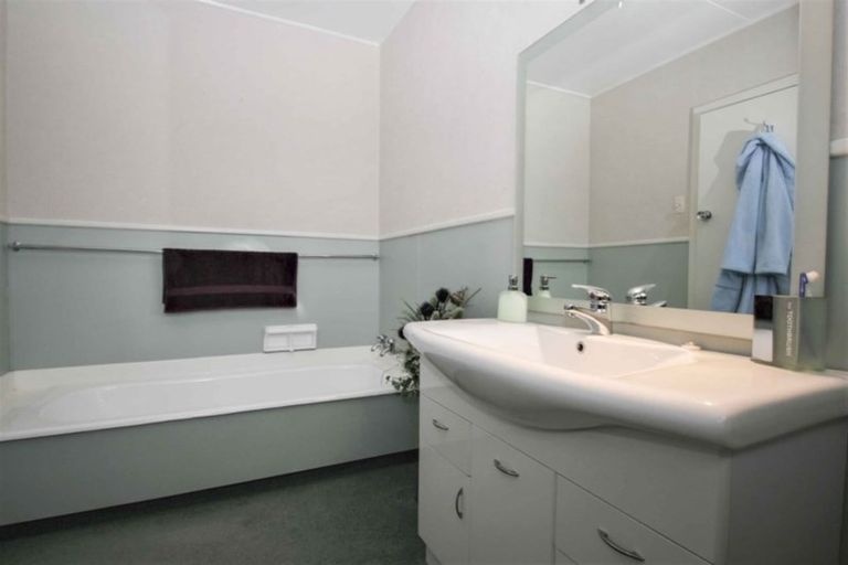 Photo of property in 295 Layard Street, Waverley, Invercargill, 9810