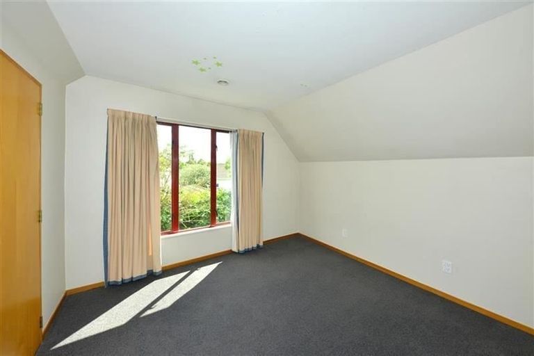 Photo of property in 99 Weston Road, St Albans, Christchurch, 8052