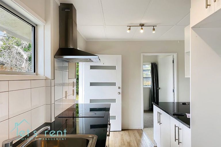 Photo of property in 20 Hobart Crescent, Wattle Downs, Auckland, 2103