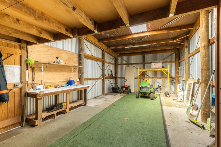 Photo of property in 540 Mountain Road, Lepperton, New Plymouth, 4373