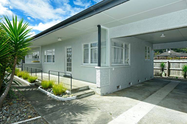 Photo of property in 17 Centennial Road, Tahunanui, Nelson, 7011