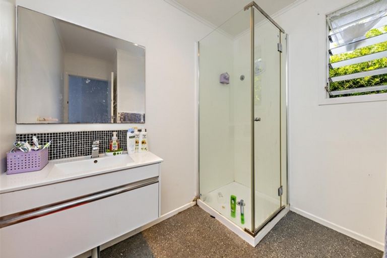 Photo of property in 51 Beaumonts Way, Manurewa, Auckland, 2102