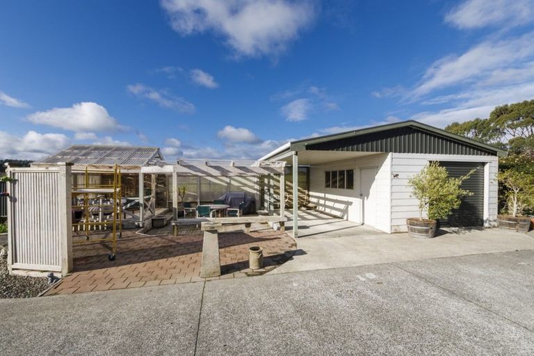 Photo of property in 580 Stoney Creek Road, Kelvin Grove, Palmerston North, 4470