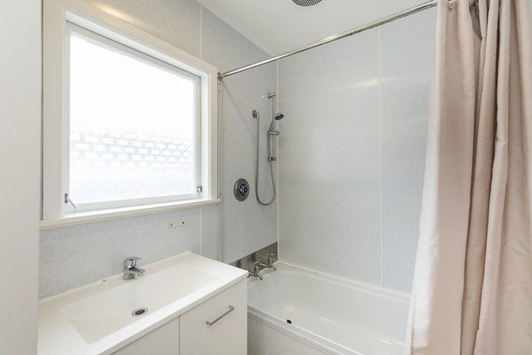 Photo of property in 22 Saturn Crescent, Milson, Palmerston North, 4414