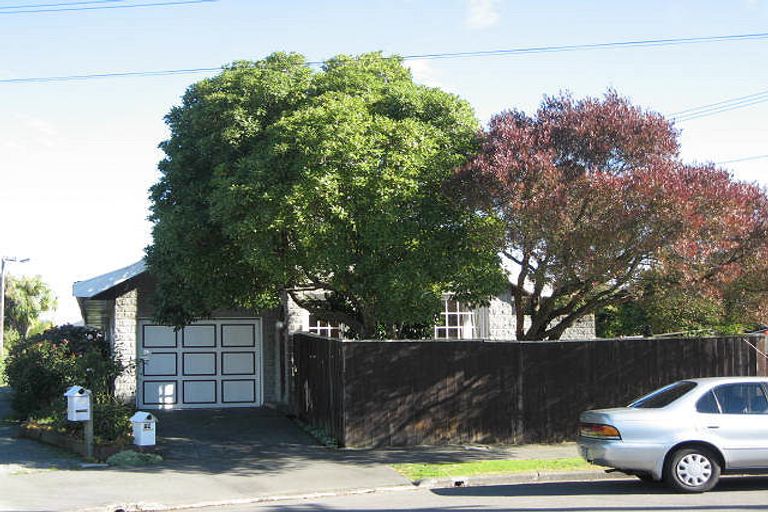 Photo of property in 1/75 Garreg Road, Bryndwr, Christchurch, 8052