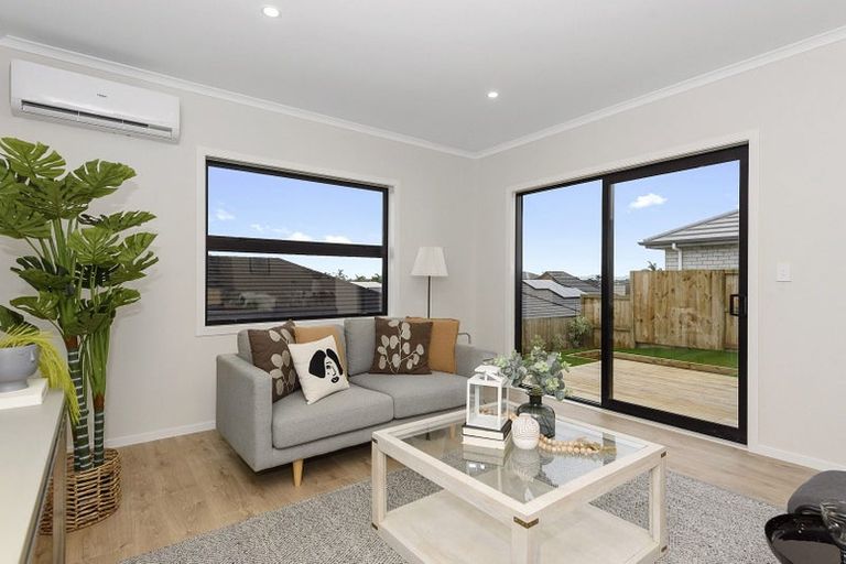 Photo of property in 5 Maanihi Drive, Rototuna North, Hamilton, 3210