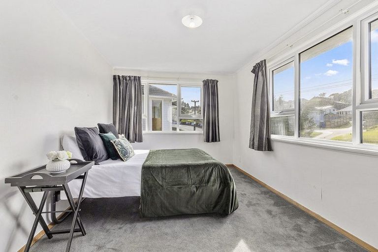 Photo of property in 73 Dimock Street, Titahi Bay, Porirua, 5022