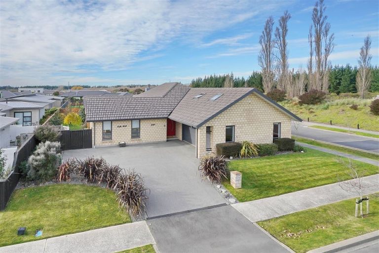 Photo of property in 24 Hakatere Road, Pegasus, 7612