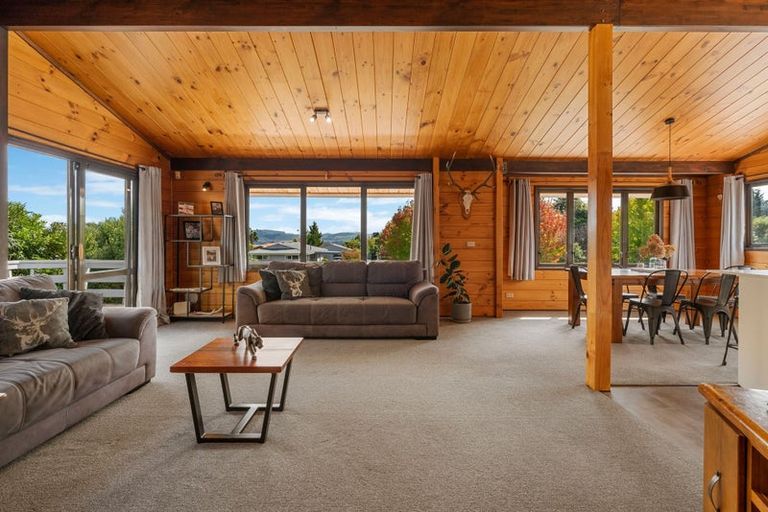 Photo of property in 73 Hyde Avenue, Richmond Heights, Taupo, 3330