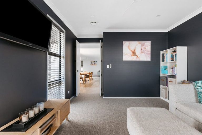 Photo of property in 12 Serenity Drive, Omokoroa, 3114