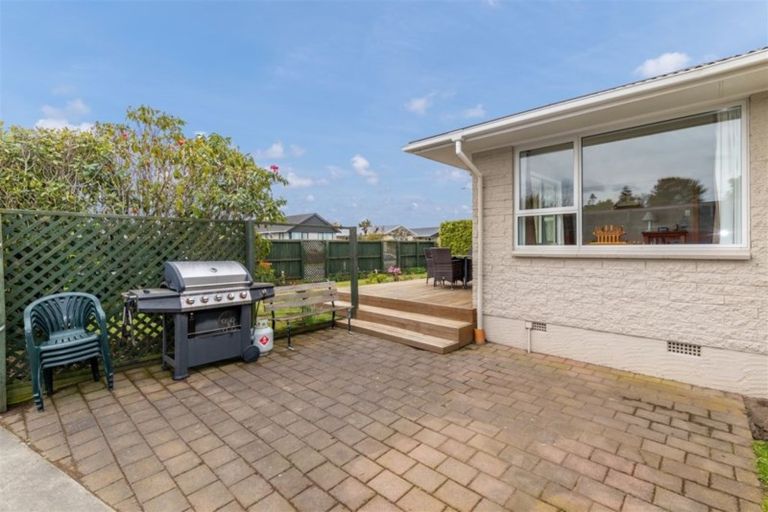 Photo of property in 4 Carbine Place, Sockburn, Christchurch, 8042