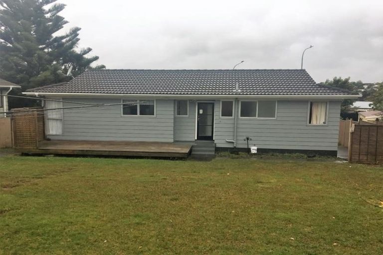 Photo of property in 75 Solar Road, Glen Eden, Auckland, 0602