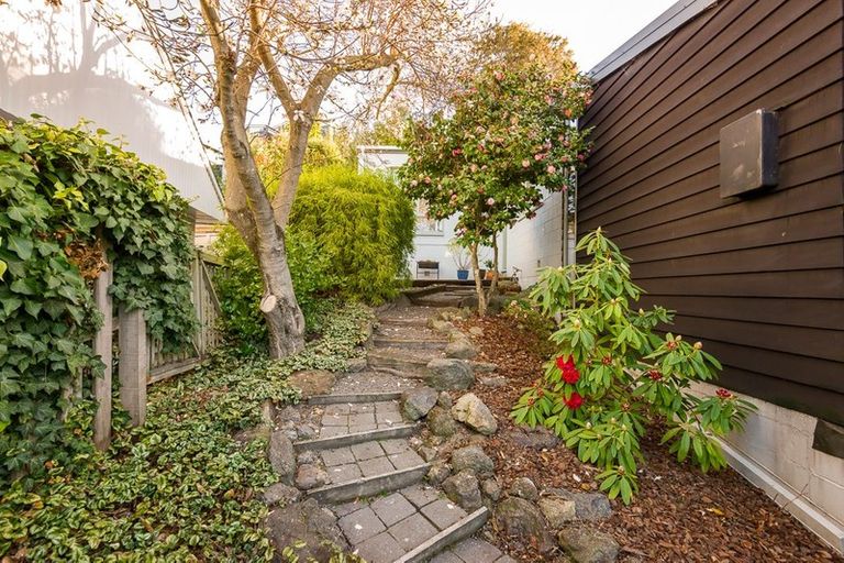 Photo of property in 12 Janice Place, Mount Pleasant, Christchurch, 8081