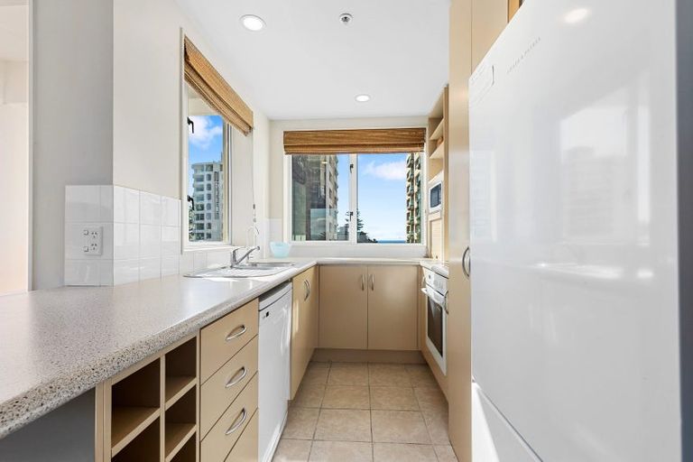 Photo of property in 21/12 Maunganui Road, Mount Maunganui, 3116