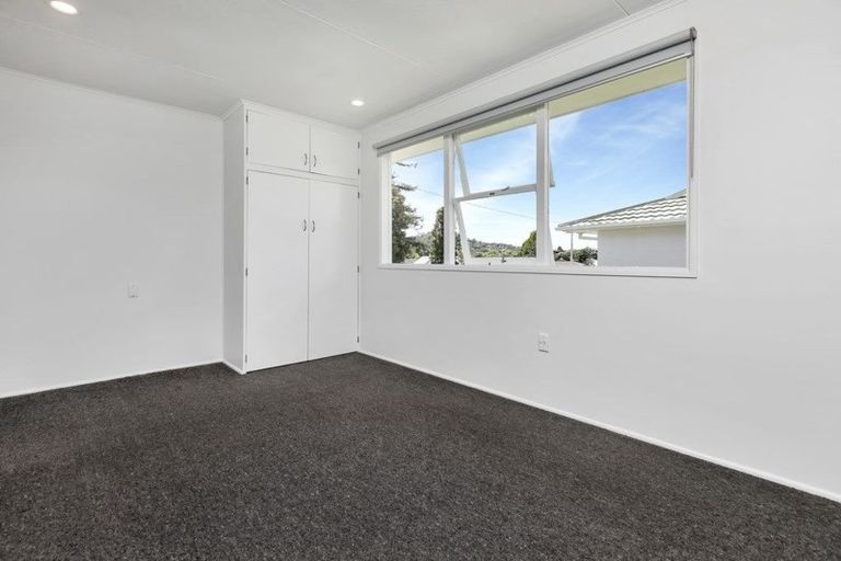 Photo of property in 2/260 Birkdale Road, Birkdale, Auckland, 0626