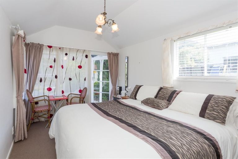 Photo of property in 4511 Christchurch Akaroa Road, Little River, 7591