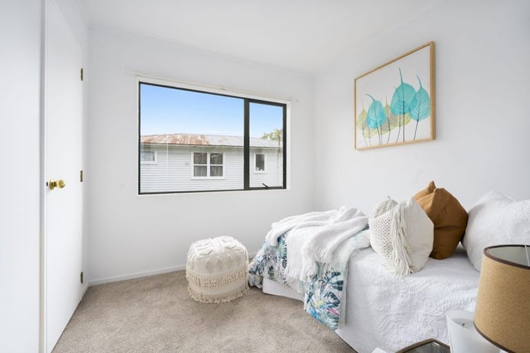 Photo of property in 13b Universal Drive, Henderson, Auckland, 0610