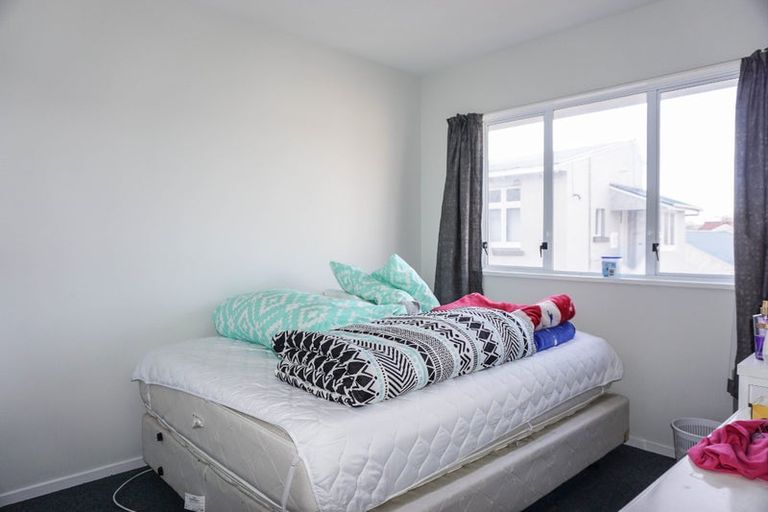 Photo of property in 18-26 Forth Street, North Dunedin, Dunedin, 9016