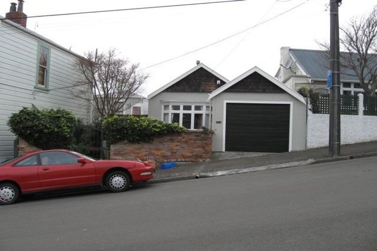 Photo of property in 75 Nairn Street, Mount Cook, Wellington, 6011