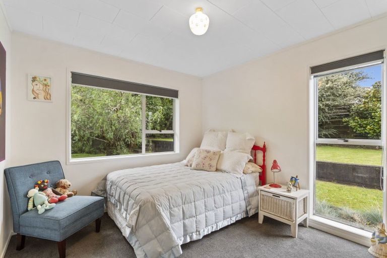 Photo of property in 15d Saint Ives Grove, Whalers Gate, New Plymouth, 4310
