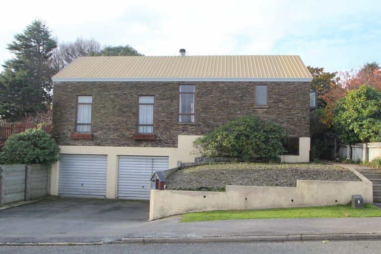 Photo of property in 33 Leven Street, South Hill, Oamaru, 9400