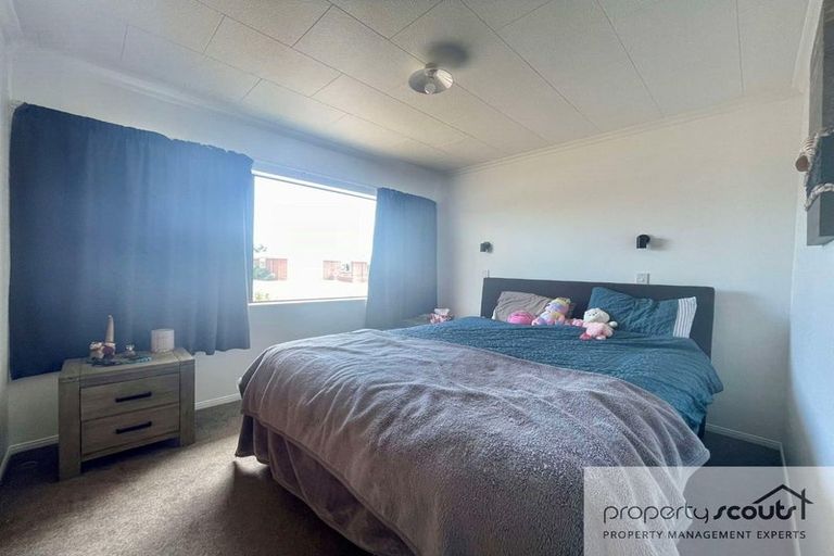 Photo of property in 19 Tukapa Street, Westown, New Plymouth, 4310