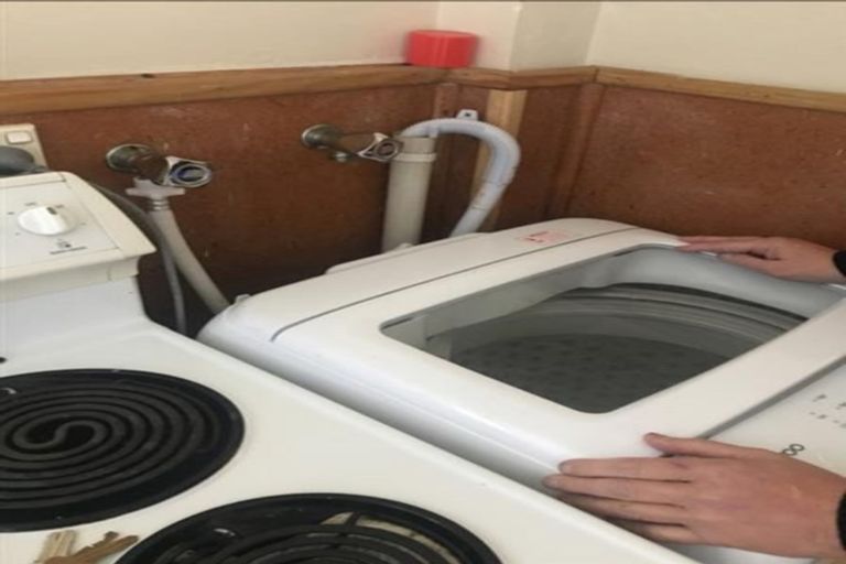 Photo of property in 127 Saint Aubyn Street, New Plymouth, 4310