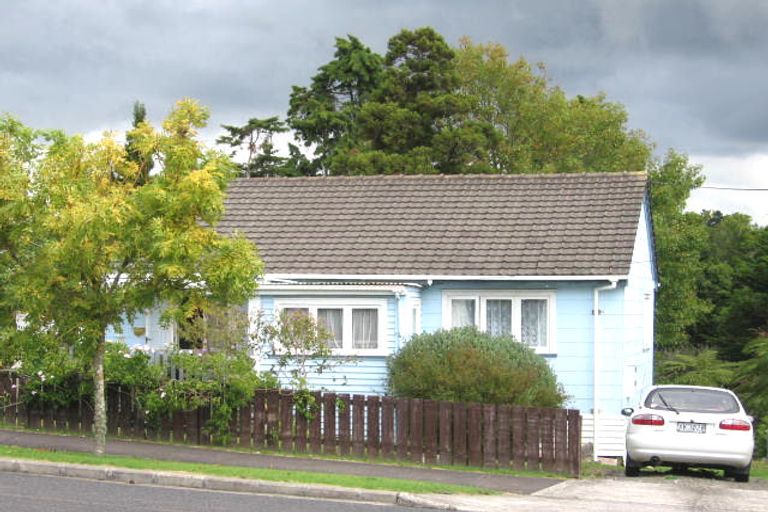 Photo of property in 26 Northall Road, New Lynn, Auckland, 0600