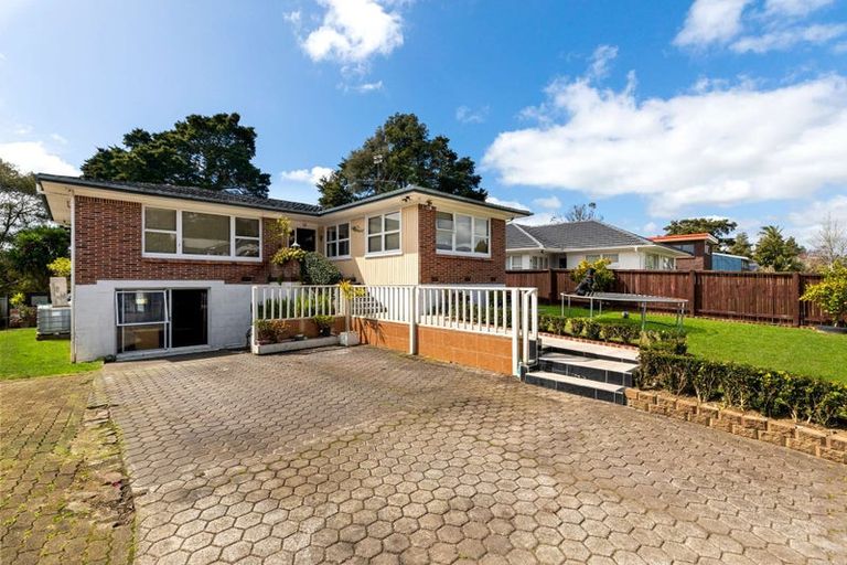 Photo of property in 48 Lawrence Crescent, Hillpark, Auckland, 2102